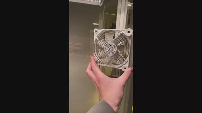 video demonstrating how the corner fan mount works