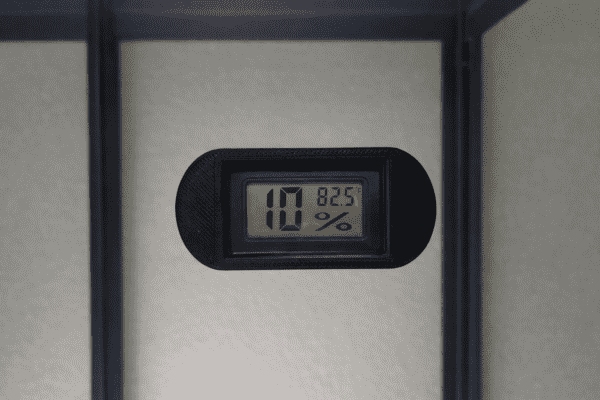 Hygrometer Black Mounted